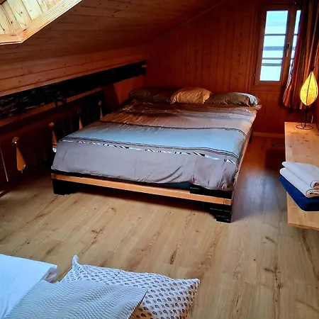 Chalet Lakeview Chalet, Drligen *